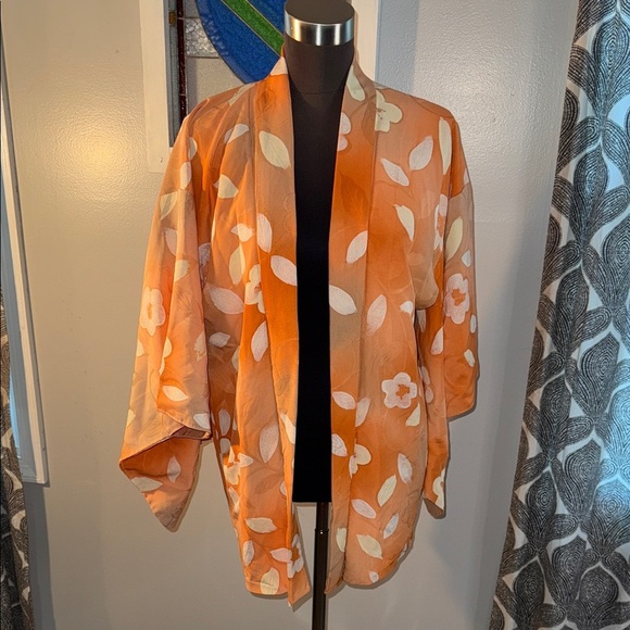 Vintage Orange & Cream Floral Silk Kimono - Picture 2 of 9